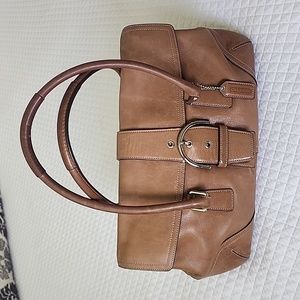 Coach vinathe Y2K Hampton shoulder bag camel